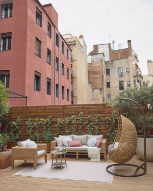 Кресло Giana из массива акации и ротанга