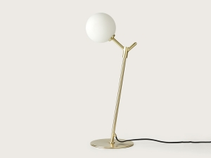 Настольная лампа Atom латунь/опаловый плафон