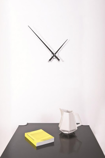 Настенные часы Axioma L хром-черный от интернет-магазина IDODOM.RU