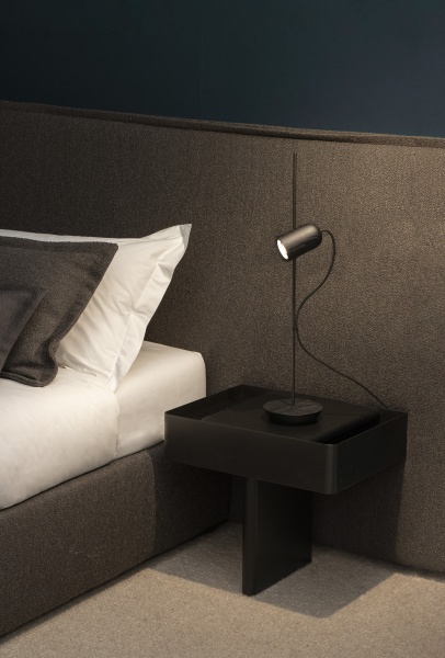 Настольная лампа Onfa черный от интернет-магазина IDODOM.RU