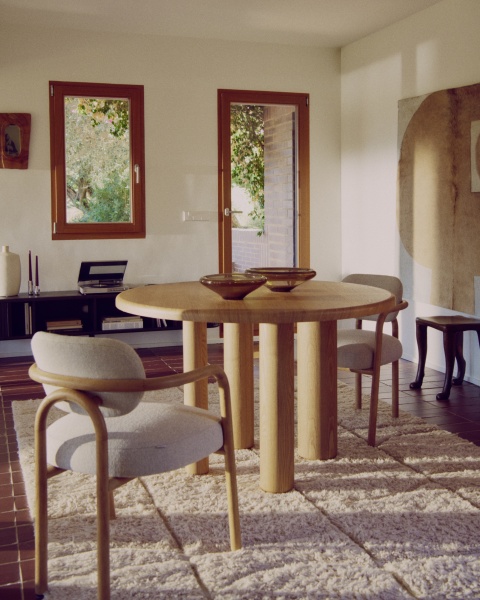 Mailen Круглый стол из ясеневого шпона с натуральной отделкой Ø 120 см от интернет-магазина IDODOM.RU