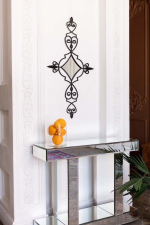 Зеркало Lissman Black от интернет-магазина IDODOM.RU