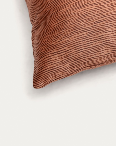 Чехол для подушки Mirca коричневый с фактурой 45 x 45 см от интернет-магазина IDODOM.RU