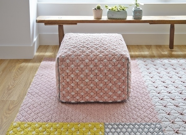 Пуф маленький Silai Rose от интернет-магазина IDODOM.RU