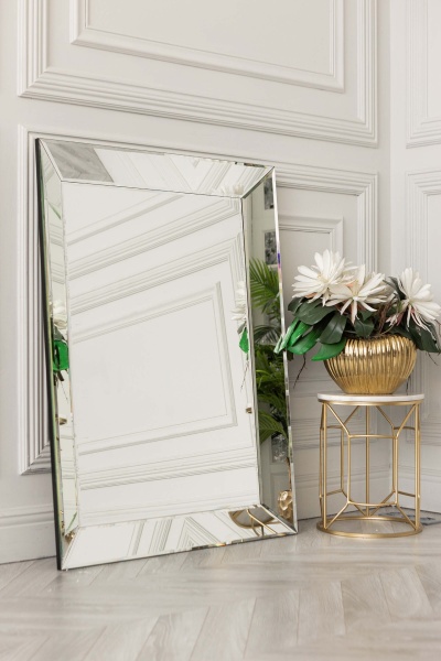 Зеркало Monna от интернет-магазина IDODOM.RU