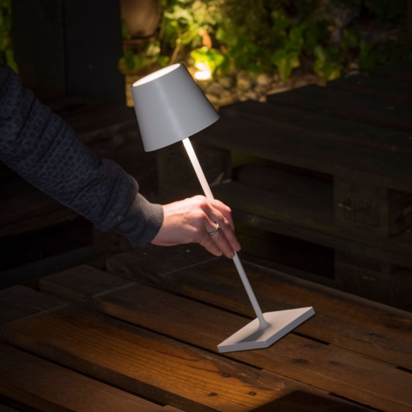 Портативная лампа Toc 2.2W 3000K 150lm от интернет-магазина IDODOM.RU