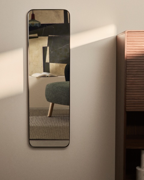 Черное металлическое зеркало Marco 55,5 x 150,5 см от интернет-магазина IDODOM.RU