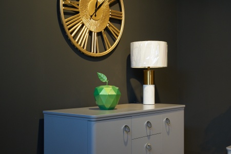 Яблоко. Полигональная скульптура из углеродистой  стали. Финиш: Окрашивание по каталогу цвета Rall. Цвет: Зелёный