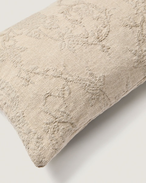 Чехол на подушку Velina из бежевого льняного жаккарда с узором 30 x 50 см от интернет-магазина IDODOM.RU