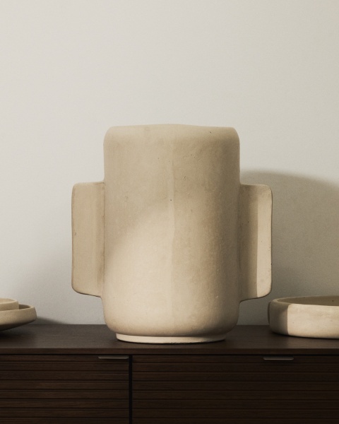 Ваза из папье-маше Mireni бежевая 38 см от интернет-магазина IDODOM.RU