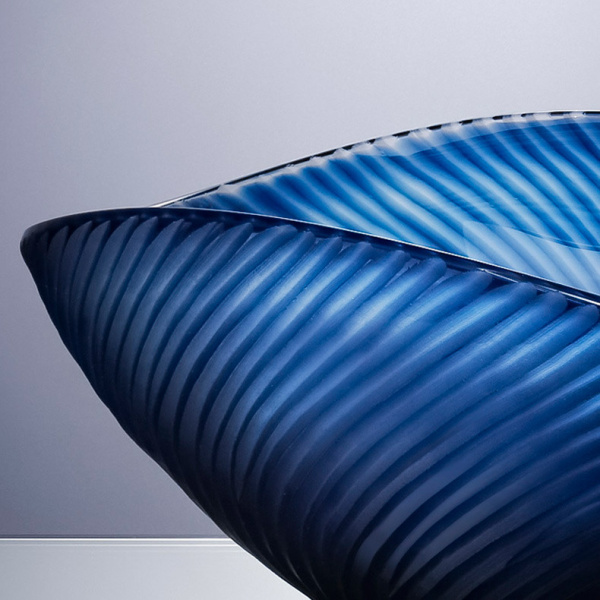 Ваза Cloyd MUSSEL Vase / выс. 12 см - синее стекло (арт.50034) от интернет-магазина IDODOM.RU
