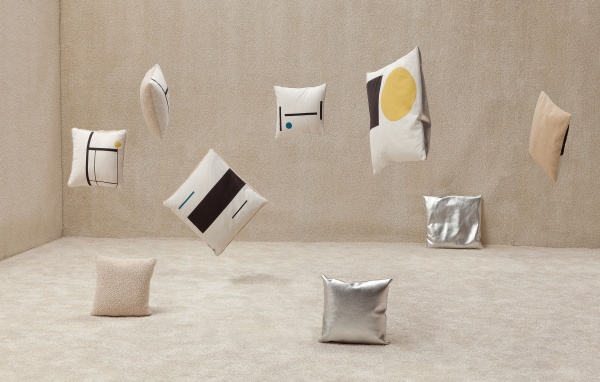 Подушка C1 WOOL 40*40 от интернет-магазина IDODOM.RU