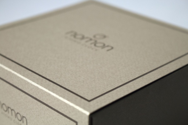 Часы настенные Atomo T орех-графит от интернет-магазина IDODOM.RU