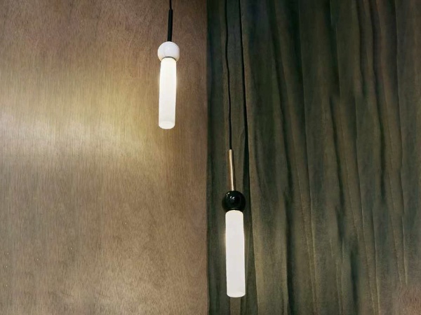 Подвесной светильник Delie золотой металл - черный мрамор от интернет-магазина IDODOM.RU