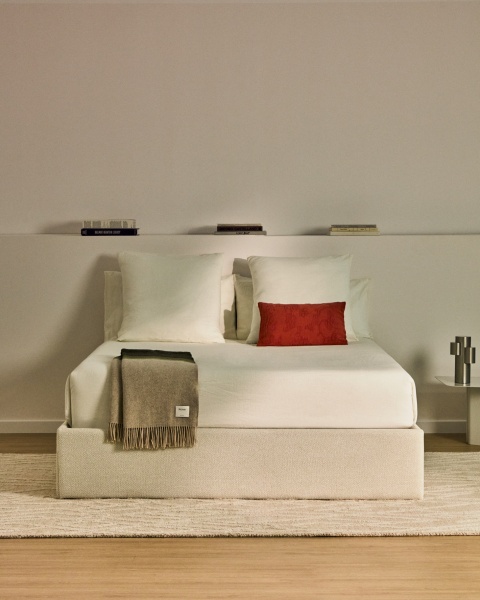 Основание кровати Nelzi из шенилла цвета экрю для матраса 150 x 200 см от интернет-магазина IDODOM.RU