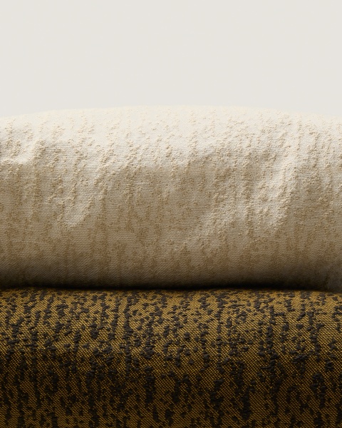 Чехол на подушку Melien из жаккарда натуральный  50 x 50 см от интернет-магазина IDODOM.RU