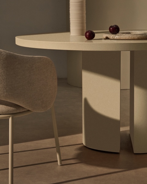 Круглый стол Nealy из лакированного МДФ в отделке экрю, Ø 150 см от интернет-магазина IDODOM.RU