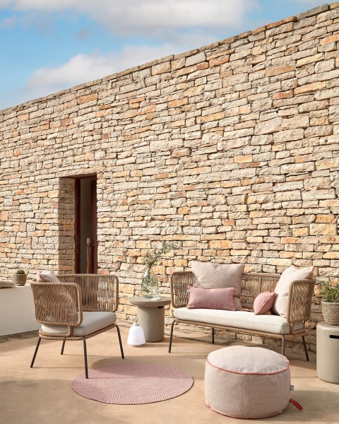 Круглый столик Taimi из бетона для улицы Ø 50 см от интернет-магазина IDODOM.RU