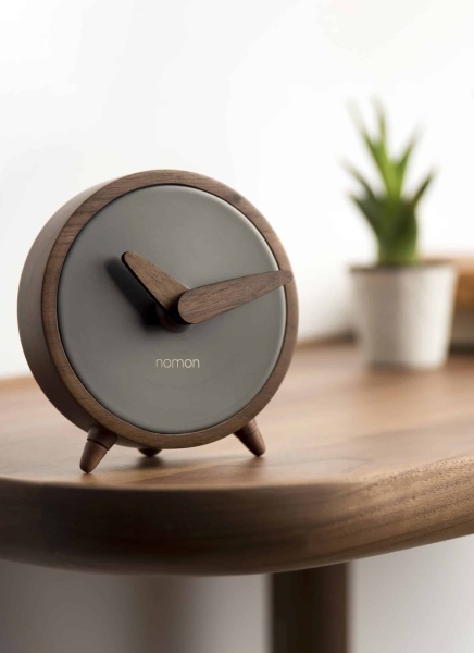 Часы настольные Atomo T от интернет-магазина IDODOM.RU