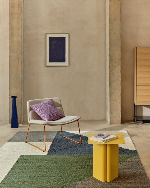 Чехол для подушки из жаккардовой ткани в фиолетовую полоску 45 x 45 см от интернет-магазина IDODOM.RU