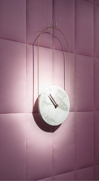 Часы настенные Colgante мрамор Calacatta Gold - латунный металл от интернет-магазина IDODOM.RU