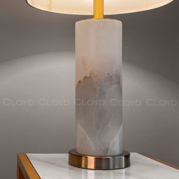 Настольная лампа Cloyd PARMENID T1 / выс. 62 см - алебастр - латунь (арт.30194) от интернет-магазина IDODOM.RU