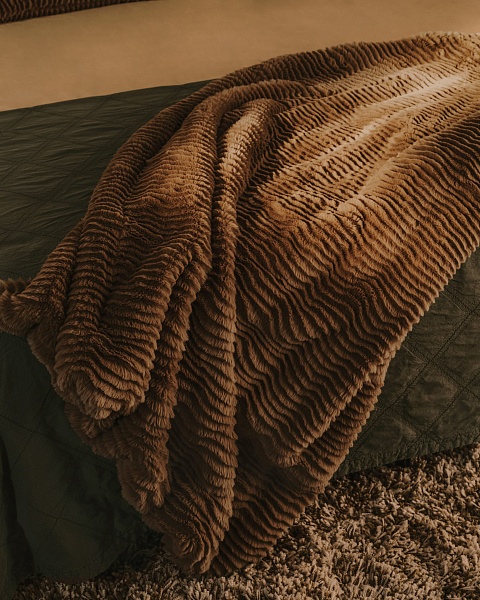 Плед с эффектом меха Afni 130 x 170 см от интернет-магазина IDODOM.RU