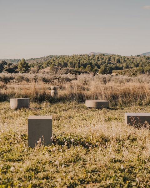 Garbet Кофейный столик из цемента Ø 60 см от интернет-магазина IDODOM.RU