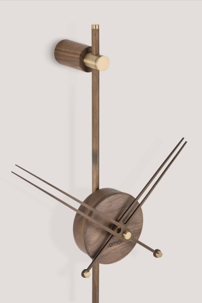 Часы настенные Punto y Coma Premium Walnut от интернет-магазина IDODOM.RU