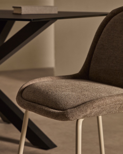 Стул Aimin из коричневой синели со стальными бежевыми ножками от интернет-магазина IDODOM.RU