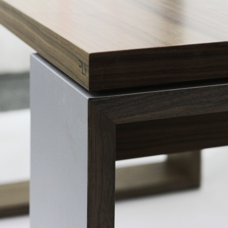 Письменный стол Frame_TO от интернет-магазина IDODOM.RU