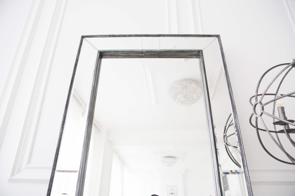 Зеркало Bruni от интернет-магазина IDODOM.RU