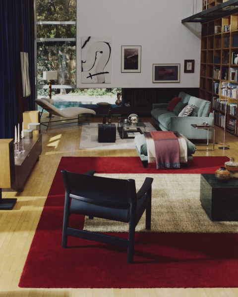 Кушетка Osla из бежевого шенилла с ножками из стали от интернет-магазина IDODOM.RU