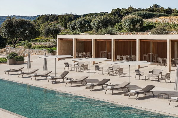 Шезлонг Spritz от интернет-магазина IDODOM.RU