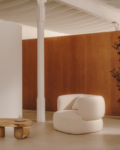 Martina Поворотное кресло в белоснежном цвете с подушкой от интернет-магазина IDODOM.RU