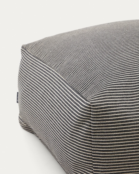 Пуф Famara со съемным чехлом из хлопка с темно-синими полосками 60 x 60 от интернет-магазина IDODOM.RU