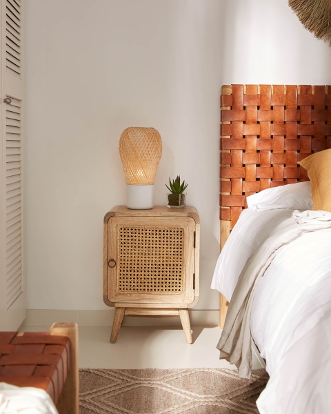 Прикроватный столик Nalu 40 x 55 cm от интернет-магазина IDODOM.RU