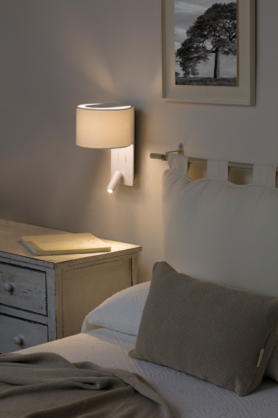 Бра с ридером Fold белый от интернет-магазина IDODOM.RU