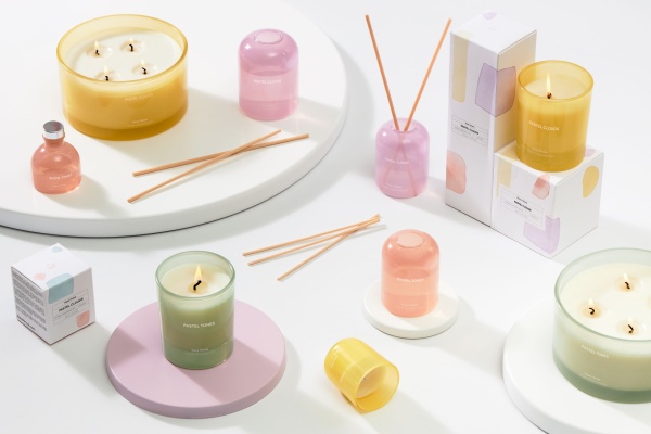 Свеча ароматическая Pastel Clouds 600 г от интернет-магазина IDODOM.RU