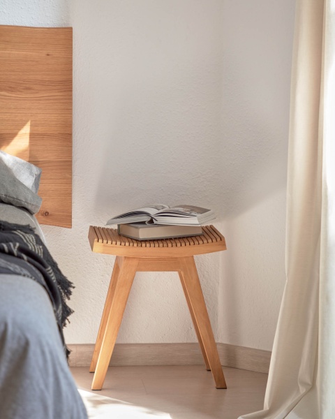 Изголовье Rasha из дубового шпона с натуральной отделкой 170 x 55 см от интернет-магазина IDODOM.RU