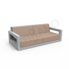 Диван Quarter lounge с подушками серого цвета, аксессуар карамельного цвета