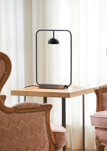 Настольный светильник CUPOLINA CUP_3937 черный от интернет-магазина IDODOM.RU