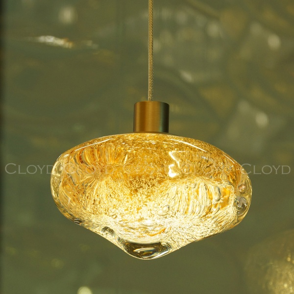 Подвесной светильник Cloyd VOCAL P1 / латунь - янтарн. стекло (арт.11343) от интернет-магазина IDODOM.RU