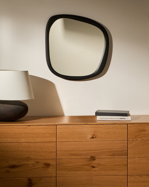 Зеркало из тикового дерева Alura черного цвета 45,5 x 47 см от интернет-магазина IDODOM.RU