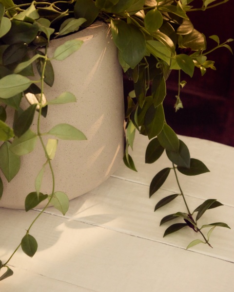 Кашпо Calun керамика бежевого цвета Ø 32 см от интернет-магазина IDODOM.RU