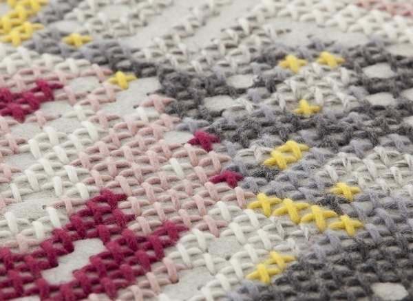 Ковер Canevas Flowers. Natural 170x240 см от интернет-магазина IDODOM.RU