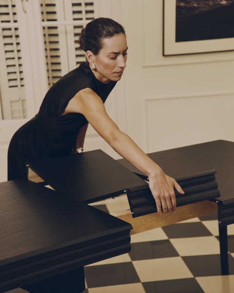 Раздвижной стол Lenon черный из шпона и массива дуба 160(240)x90 от интернет-магазина IDODOM.RU