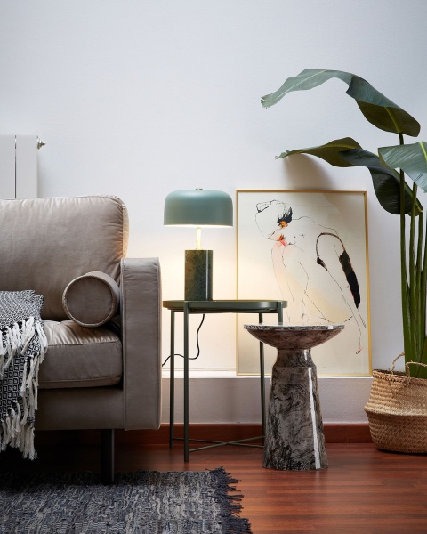 Настольная лампа Biscane зеленого цвета от интернет-магазина IDODOM.RU