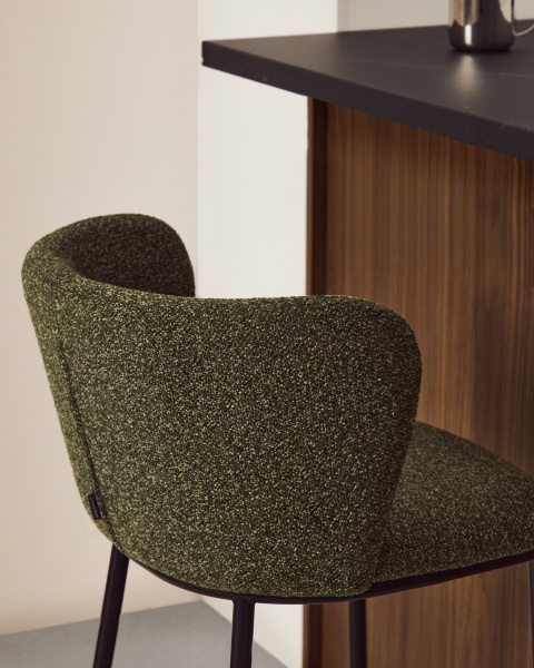 Полубарный стул Ciselia из темно-зеленого шенилла с ножками из черной стали от интернет-магазина IDODOM.RU