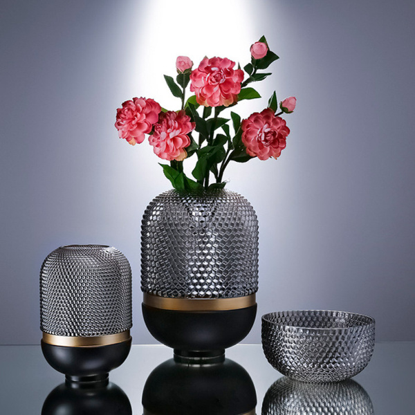 Ваза Cloyd DOTT Vase / выс. 21 см - сер. стекло (арт.50029) от интернет-магазина IDODOM.RU